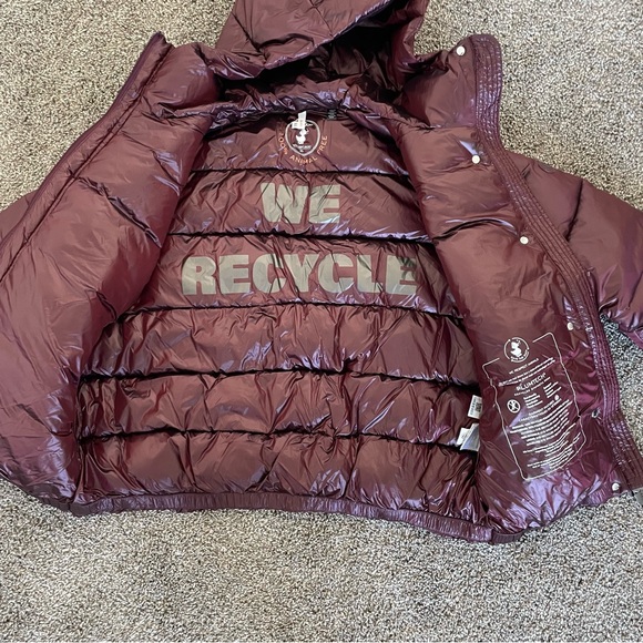 SAVE THE DUCK Burgundy Puffer Jacket - Picture 7 of 8
